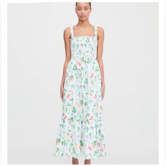 Hill House Dresses & Skirts - NWT Hill House Anjuli Nap Dress In Farmers Market White Smocked